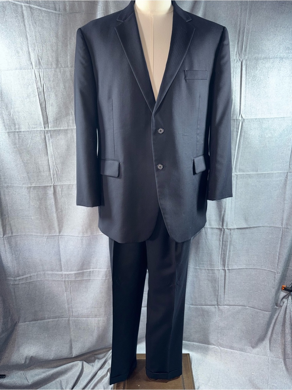 3056-Nautica Men's Navy Two-Piece Suit Jacket & Pants
